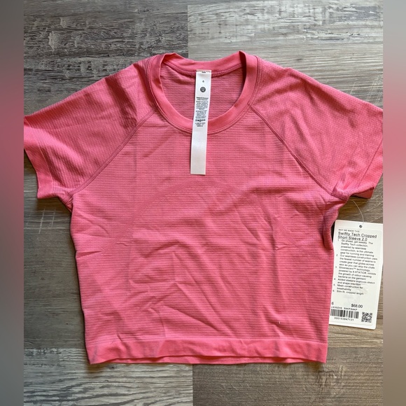 NWT Lululemon Swiftly Tech Cropped Short Sleeve Tank Size 6–Sakura Pink - Picture 6 of 6